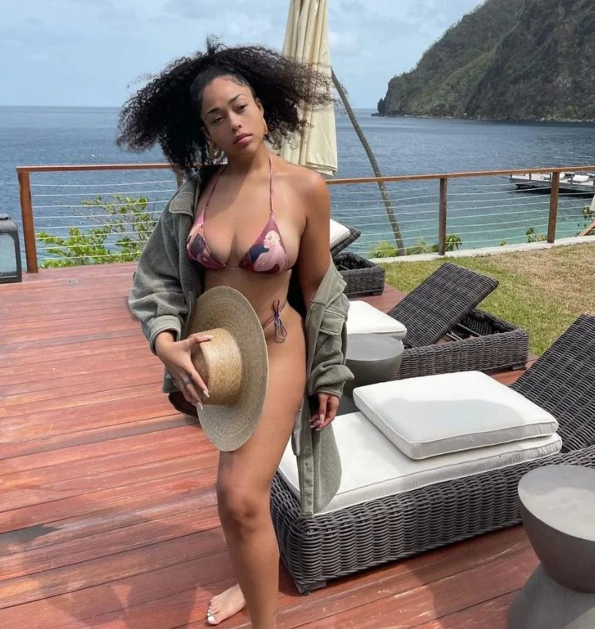 Jordyn Woods'un transparan elbisesi sosyal medyada bomba etkisi yarattı! Her yerini sergiledi - Sayfa 18