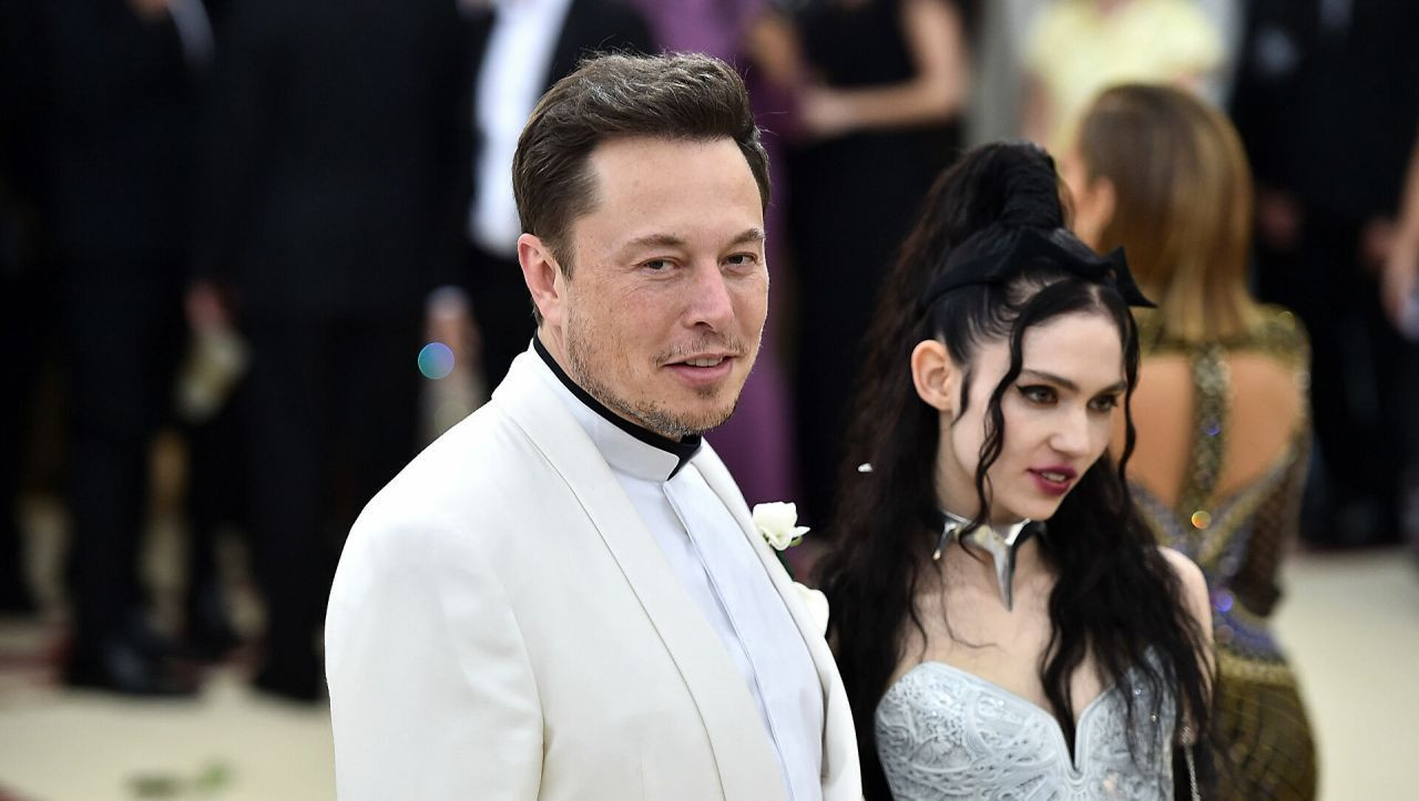 Elon Musk'tan ayrılan Grimes'ten bomba açıklama: Uzayda lezbiyen komünü kuracağım - Sayfa 1