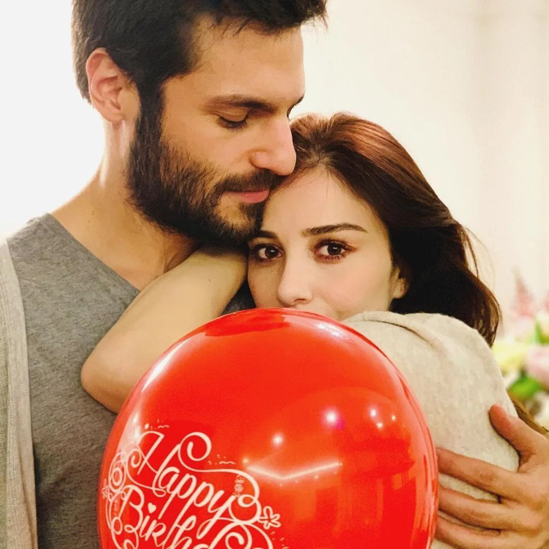 Özge Gürel ve Serkan Çayoğlu aşkında yeni gelişme! 6 yıldır birlikteydiler... - Sayfa 16