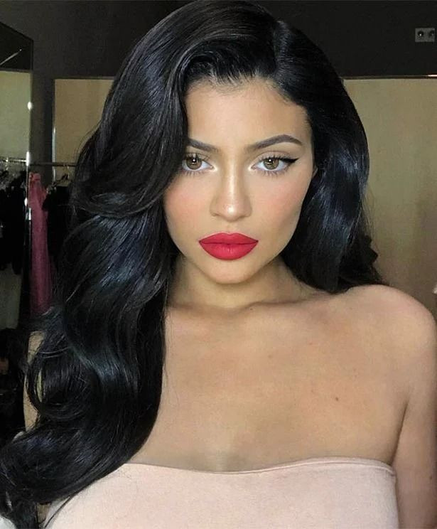 Hamileliği Kylie Jenner'ı durdurmadı! Çırılçıplak kamera karşısına geçti - Sayfa 13