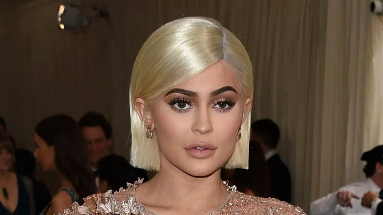 Hamileliği Kylie Jenner'ı durdurmadı! Çırılçıplak kamera karşısına geçti - Sayfa 30