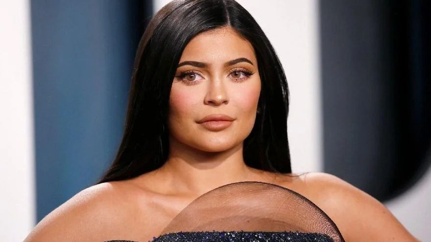 Hamileliği Kylie Jenner'ı durdurmadı! Çırılçıplak kamera karşısına geçti - Sayfa 21