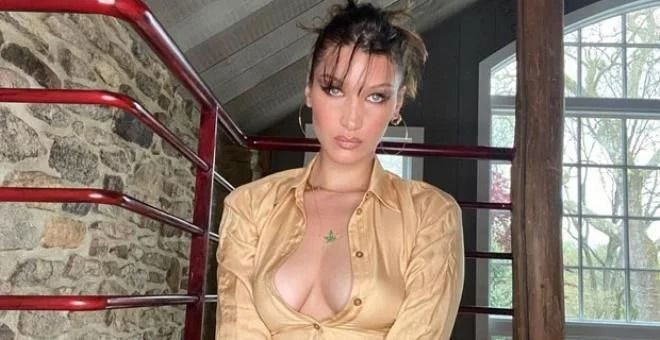 Bella Hadid'in samanlık pozları olay oldu! Cüretkar paylaşımı beğeni yağmuruna tutuldu... - Sayfa 24