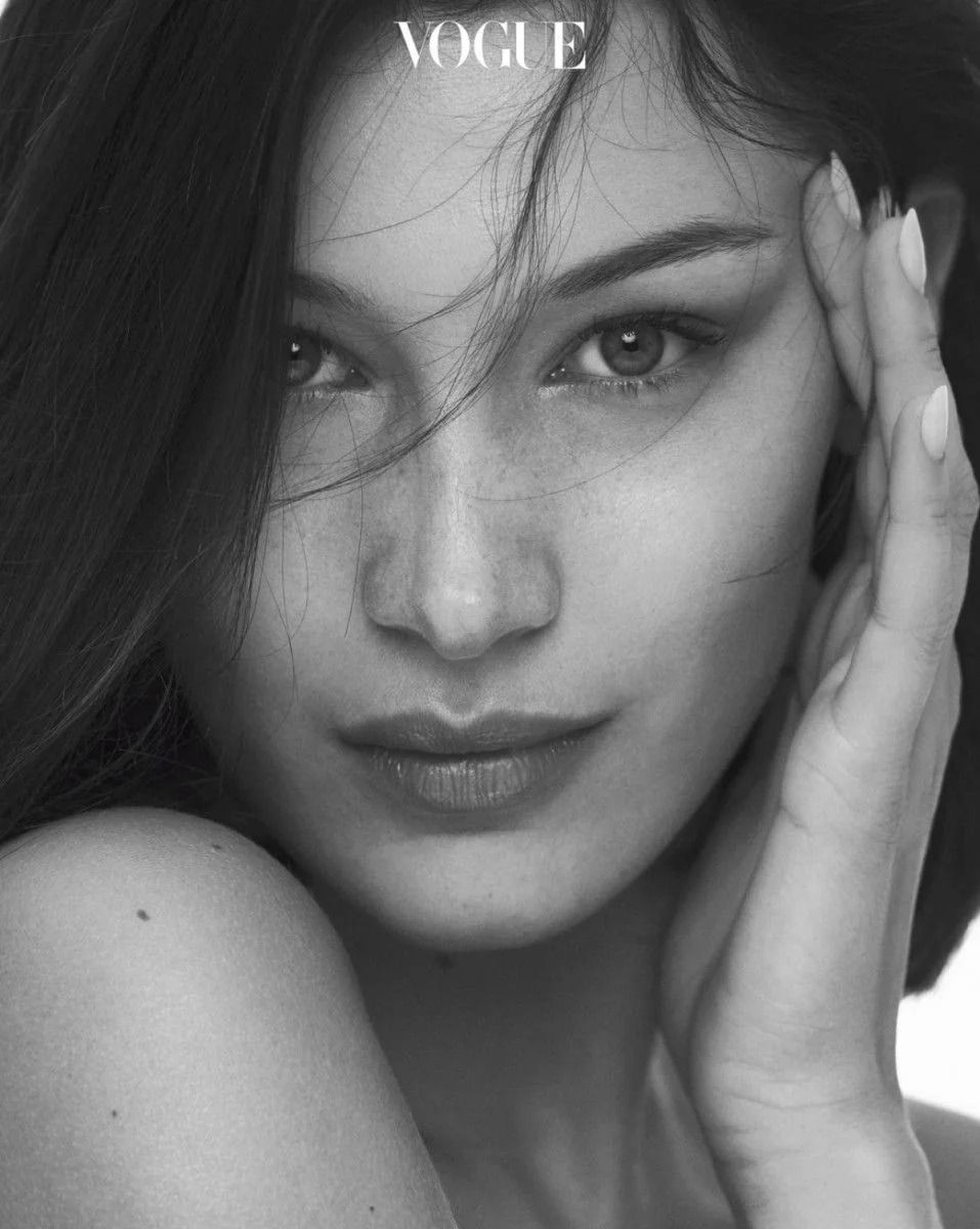 Bella Hadid'in samanlık pozları olay oldu! Cüretkar paylaşımı beğeni yağmuruna tutuldu... - Sayfa 14