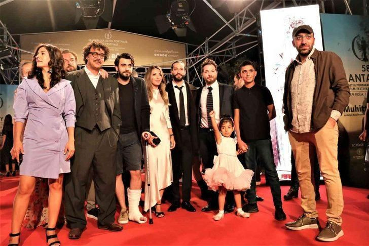 58. Antalya Altın Portakal Film Festivali’nde kırmızı halıda şıklık yarışı - Sayfa 4