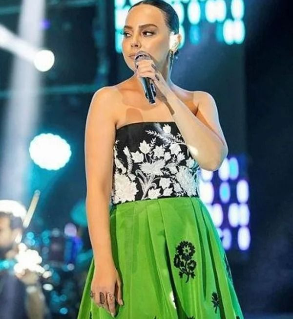 Ebru Gündeş’in şaşırtan ev kuralları! Asla giydirmiyor... - Sayfa 3