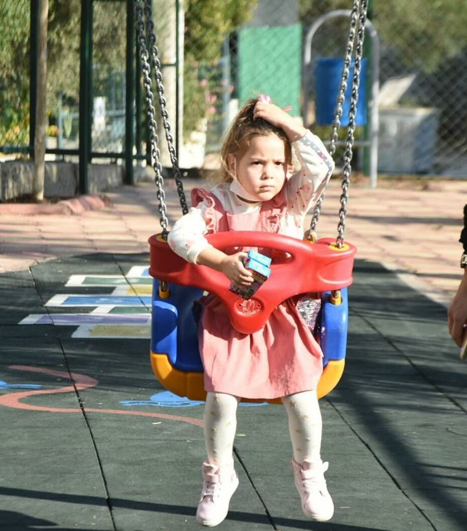 İzmir depreminin simgesi Ayda, annesinin adı verilen parkta oynadı! Babadan yürek burkan sözler - Sayfa 4