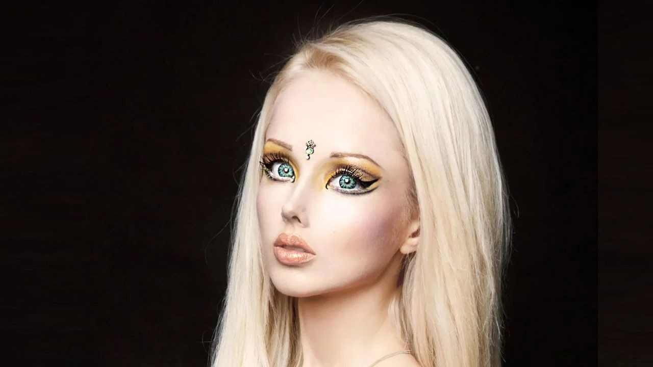 Estetik operasyonları ile Barbie bebeğe benzeyen modelden şaşırtan itiraf! - Sayfa 12