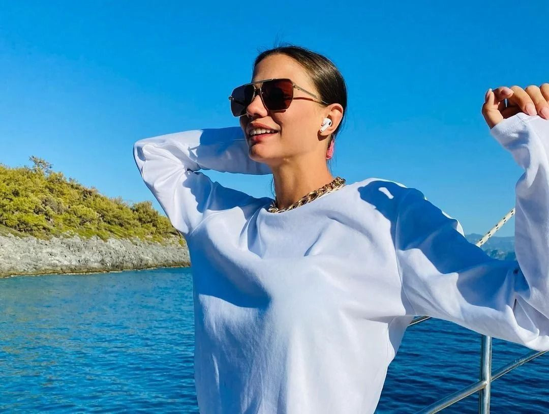 Demet Özdemir’in kombini fiyatıyla dudak uçuklattı! Duyan herkesi şok etti… - Sayfa 29