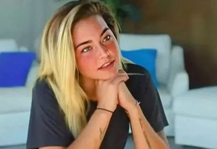 Survivor Aycan Yanaç derin yırtmaçlı tarzıyla mest etti! ‘Hazır mısın?’ notu dikkat çekti… - Sayfa 4