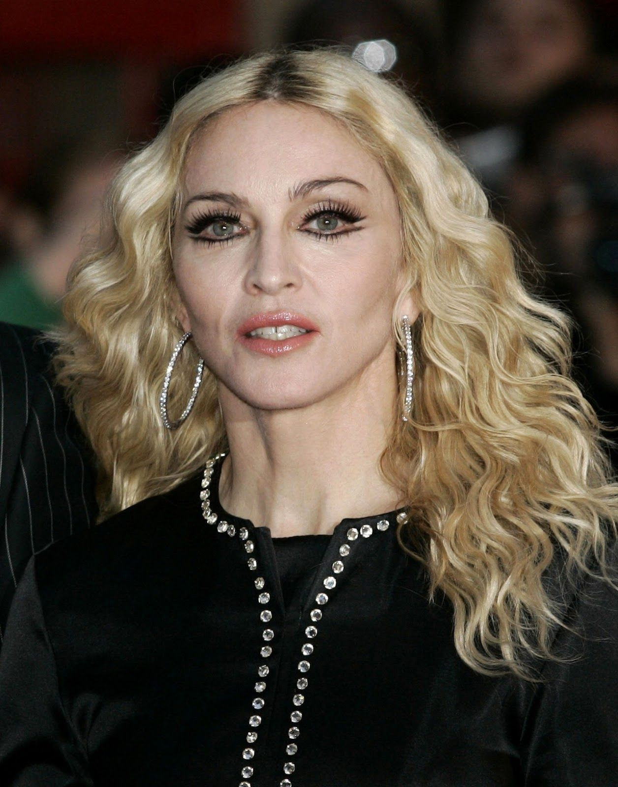 63 yaşındaki Madonna ortalığı salladı! Çıplak pozları gündeme bomba gibi düştü - Sayfa 46