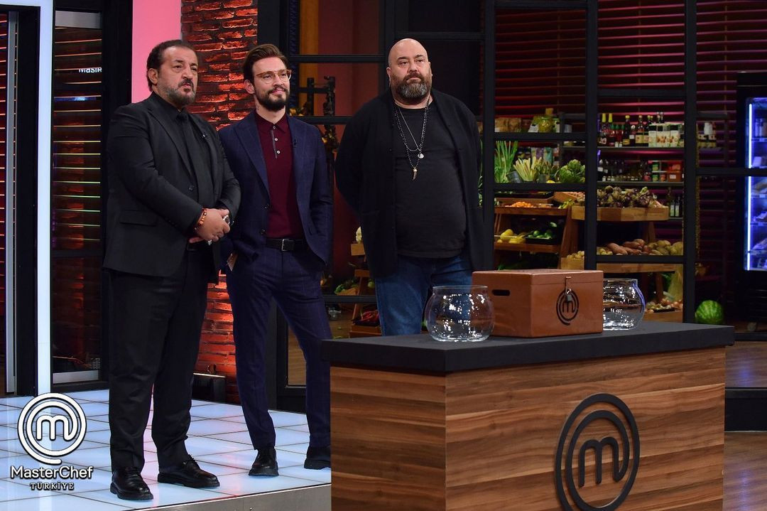 MasterChef’te yarışmacıların kaderlerini aileleri belirledi! İşte kazanan takım… - Sayfa 1