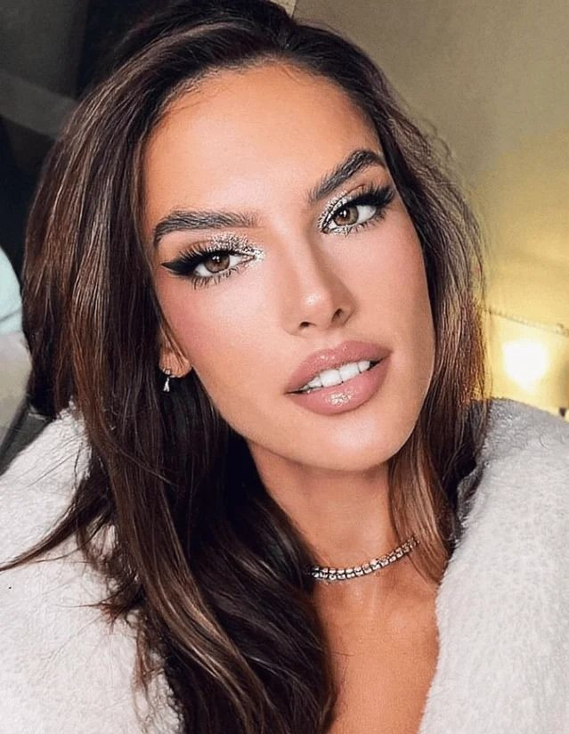 Ünlü model Alessandra Ambrosio cesur pozlarıyla mest etti! - Sayfa 7