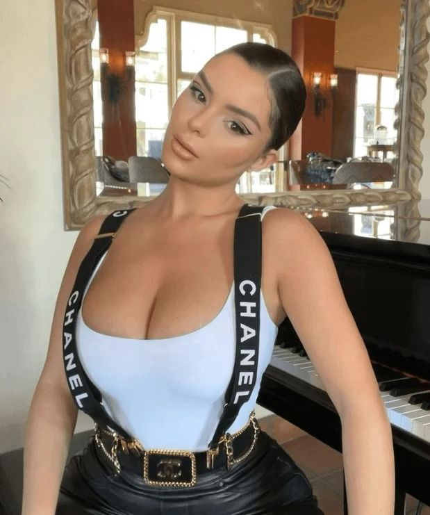 Demi Rose yine yaptı yapacağını! Transparan örtünün altında çırılçıplak poz verdi - Sayfa 16