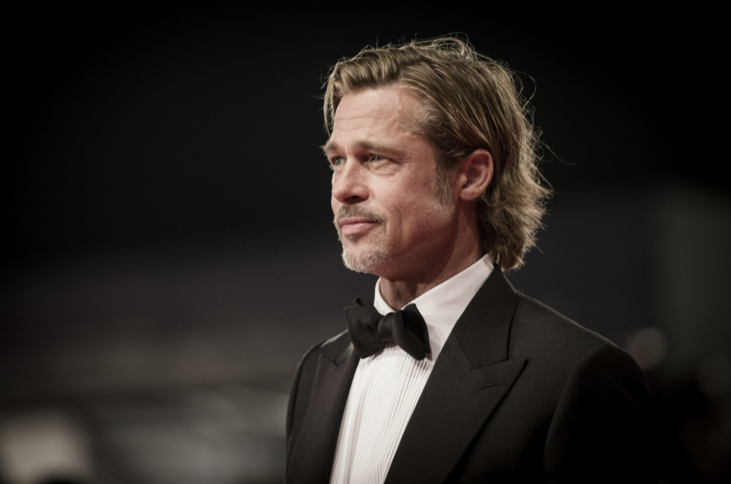 Brad Pitt'i gören gözlerine inanamadı! Göbeği büyük tartışma yarattı - Sayfa 13