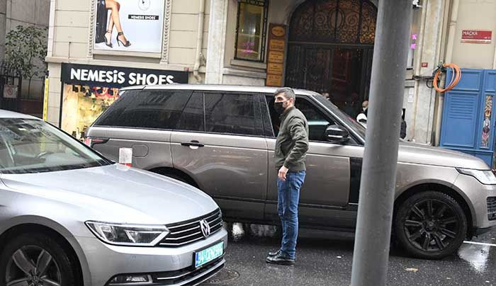 Objektiflerden kaçmadı! Demet Akalın'ın üzerindeki montunun fiyatı şoke etti - Sayfa 13