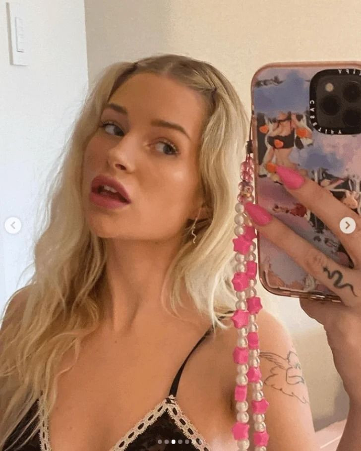 Lottie Moss pembe mini bikinili pozuyla parmak ısırttı! Sosyal medyanın nabzını yükseltti - Sayfa 36