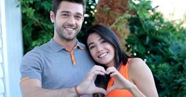 Aybüke Pusat ve Furkan Andıç aşkı belgelendi! Öpmelere doyamadı - Sayfa 1