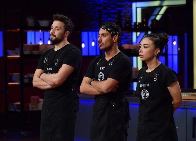 İddialı yarışmacı MasterChef’e veda etti! Şefler kararını verdi… - Sayfa 4