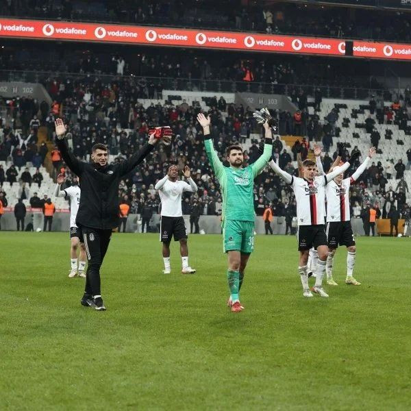 Süper Lig'de ilk yarı heyacanı sona erdi! İşte ilk yarı istatistikleri - Sayfa 3