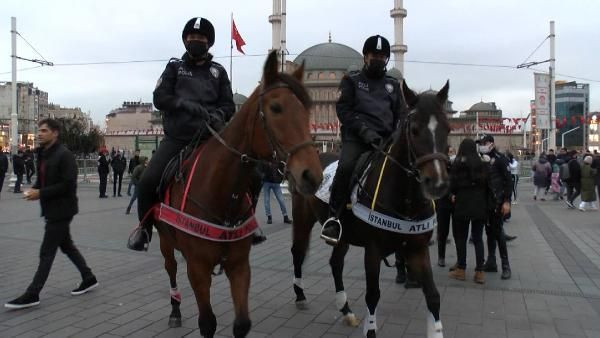 Taksim'de yılbaşı yoğunluğu dikkat çekti! Atlı polisler tek tek aradı: Galata büyüledi - Sayfa 3