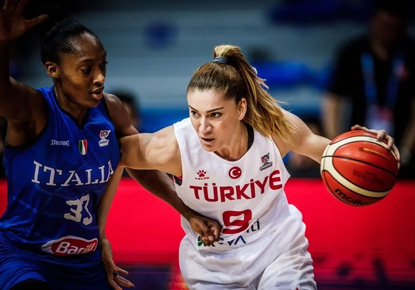 Milli basketbolcu Bahar Çağlar Ökten'in başı tacizciyle dertte! Sokakta yürümeye korkuyor - Sayfa 1