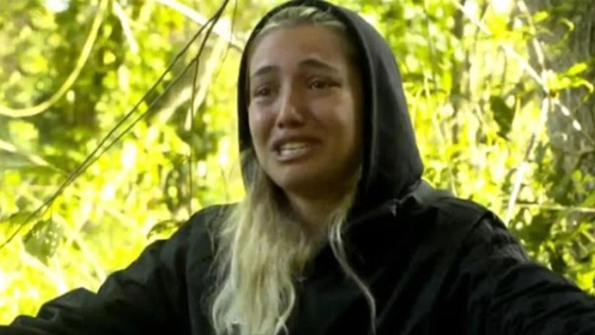 Survivor Evrim parkurda yere çakıldı! "Annemi istiyorum!" - Sayfa 1