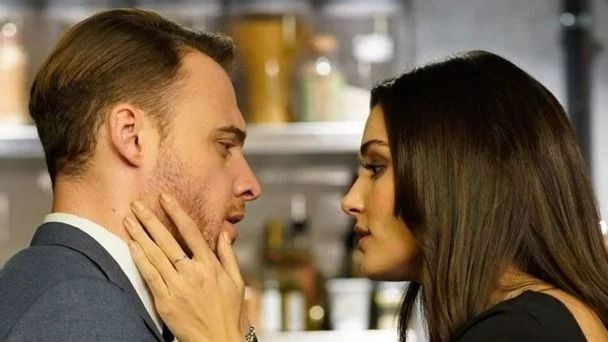 Kerem Bürsin ve Hande Erçel aşkında mutsuz son! İşte ayrılığın nedeni... - Sayfa 11