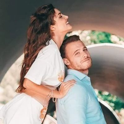 Kerem Bürsin ve Hande Erçel aşkında mutsuz son! İşte ayrılığın nedeni... - Sayfa 23