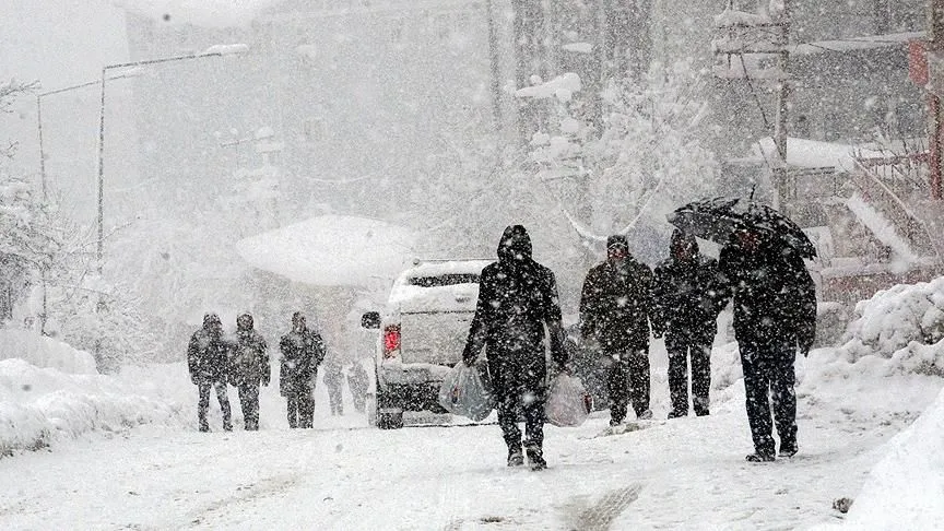 Kar erimeden geri geliyor! Tarih verildi - Sayfa 6