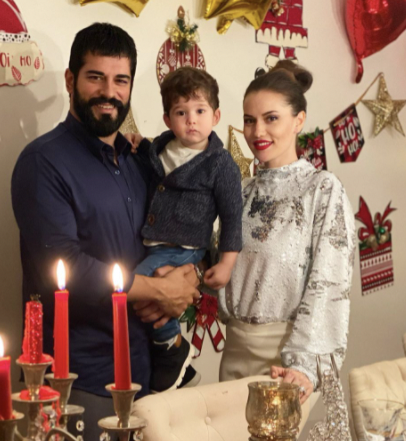 Fahriye Evcen ve Burak Özçivit'ten kaşe ücretlerine, dudak uçuklatan zam! - Sayfa 4