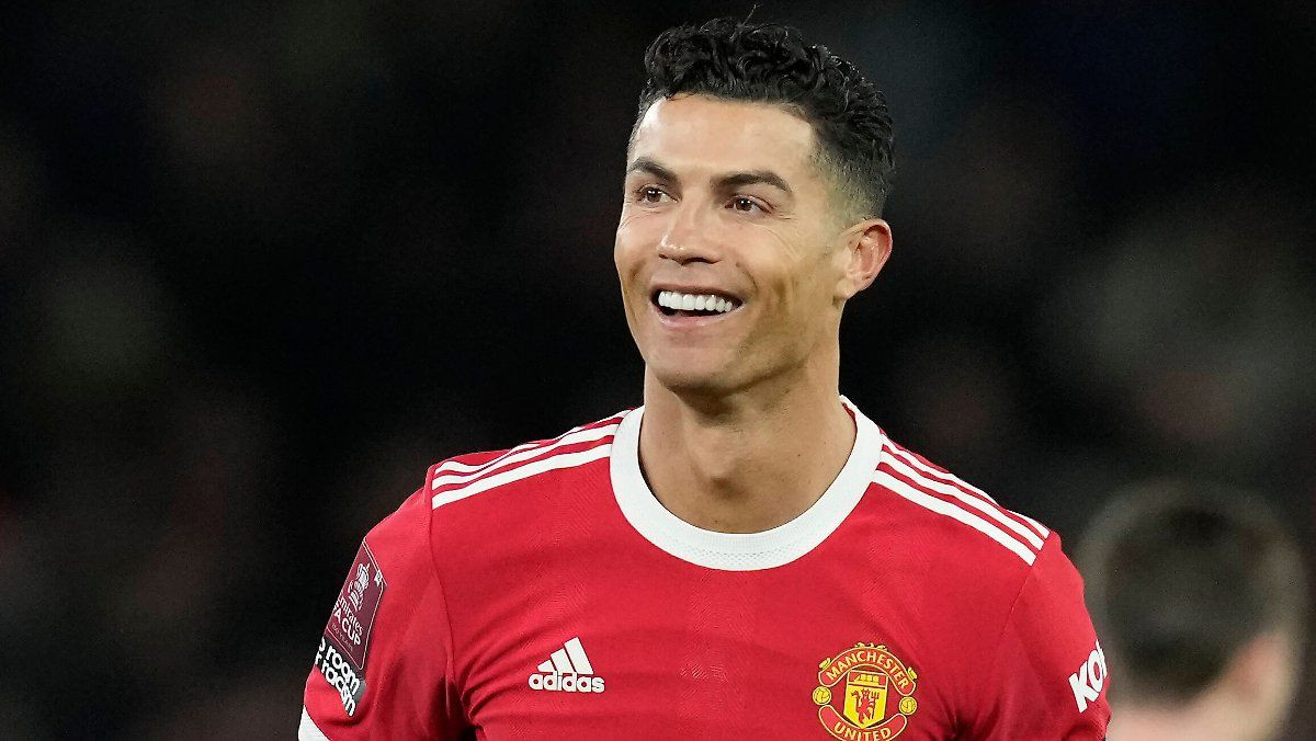 Cristiano Ronaldo Instagram'dan yaptığı tek paylaşımla maaşının üç katını kazanıyor! - Sayfa 11