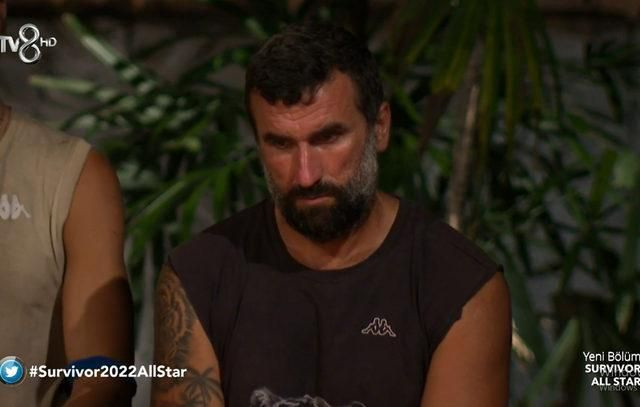 Survivor'da kavga eden Yasin ve Hikmet diskalifiye oldu mu? Acun Ilıcalı açıkladı! - Sayfa 16