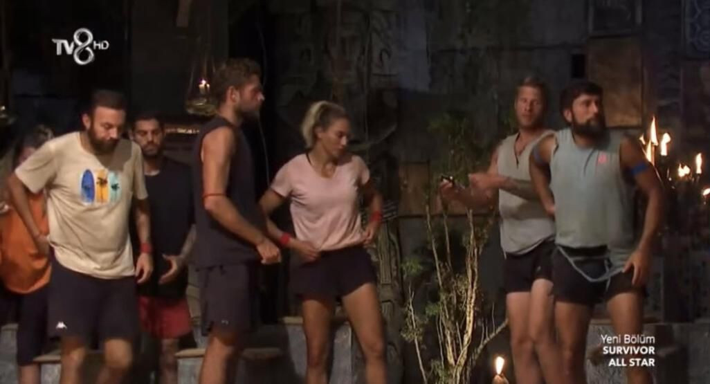 Survivor’da görülmemiş kavga: Hikmet ve Yasin yumruk yumruğa birbirine girdi! - Sayfa 3