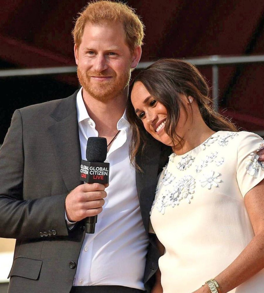 Prens Harry’nin eşi Meghan Markle’ın giydiği elbise olay oldu: Yılın kıyafeti seçildi! - Sayfa 1