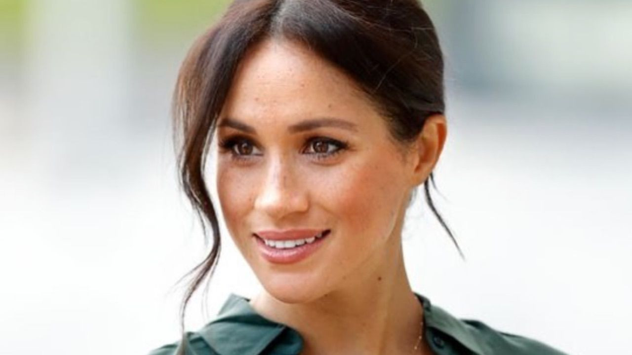 Prens Harry’nin eşi Meghan Markle’ın giydiği elbise olay oldu: Yılın kıyafeti seçildi! - Sayfa 5