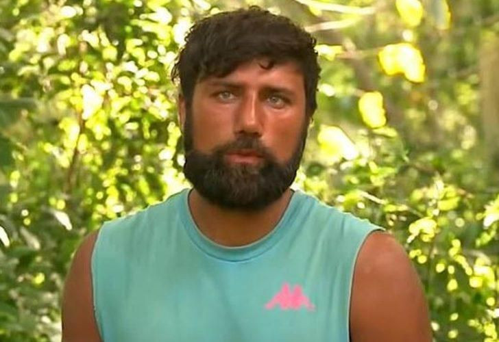 Survivor Yasin Obuz’un sır gibi sakladığı gizli aşkı milyoner çıktı! Güzelliğiyle nefes kesti… - Sayfa 1