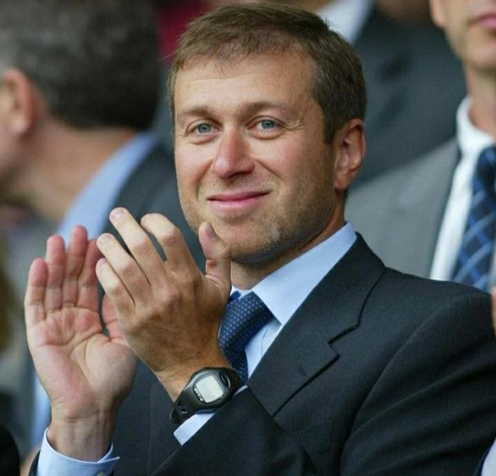 Dünyanın konuştuğu Abramovich; Beş parasız yetimken milyarder oldu! "Putin'i başkan yapan adam!" - Sayfa 8