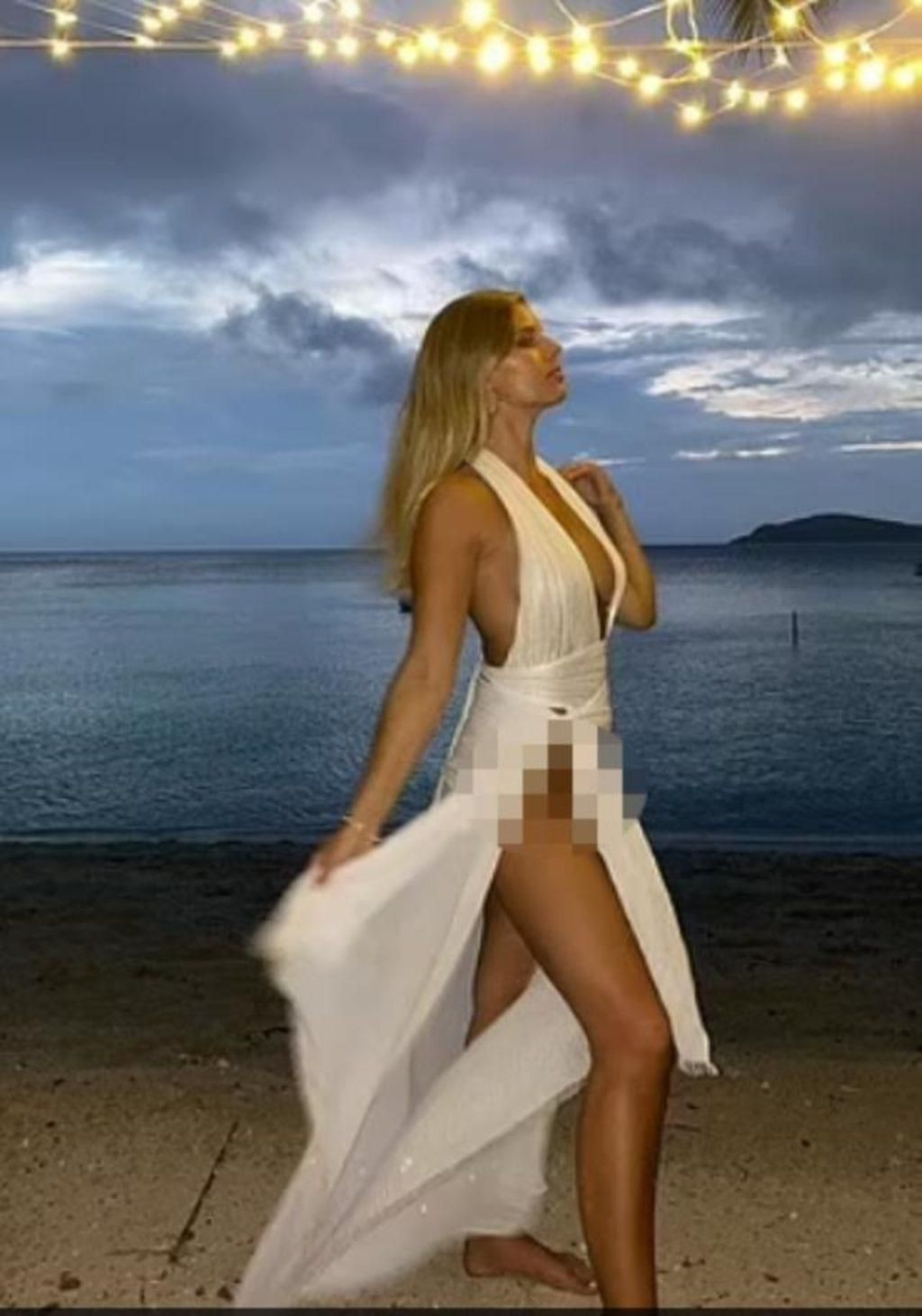 Natasha Oakley'in elbisesini gören şaşkına döndü! Her yeri açıkta... - Sayfa 12