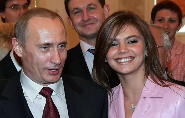 Vladimir Putin’in Rus jimnastikçi sevgilisi ile ilgili çarpıcı iddia! Çatışmadan korumak için… - Sayfa 8