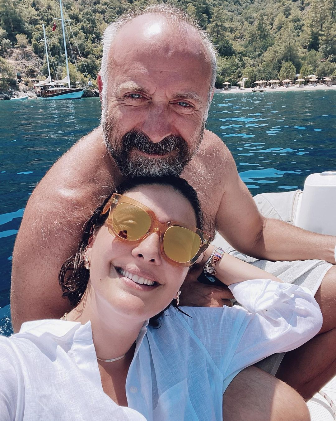 Bergüzar Korel oğlu Han'ı ilk kez paylaştı! Takipçilerini duygulandırdı - Sayfa 4