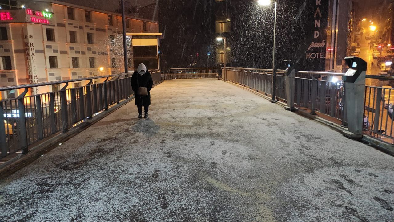 İstanbul'da beklenen kar yağışı başladı - Sayfa 3