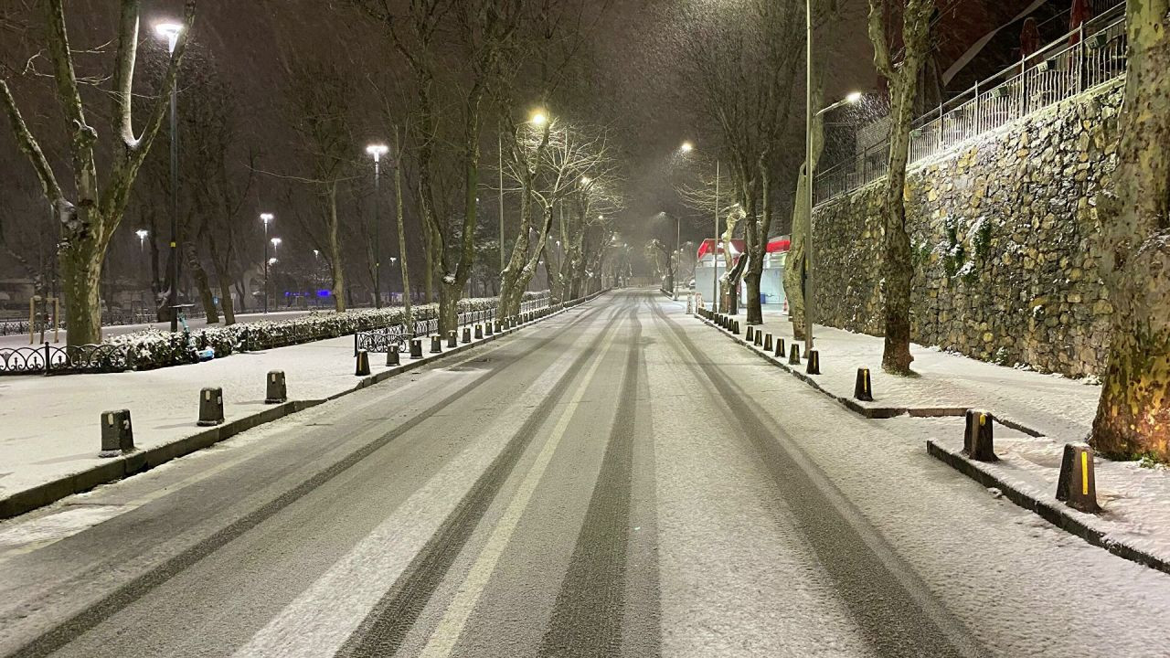 Haritadaki renklere dikkat! Bu gece ile Pazar arası İstanbul'u Sibirya soğukları vuracak - Sayfa 2