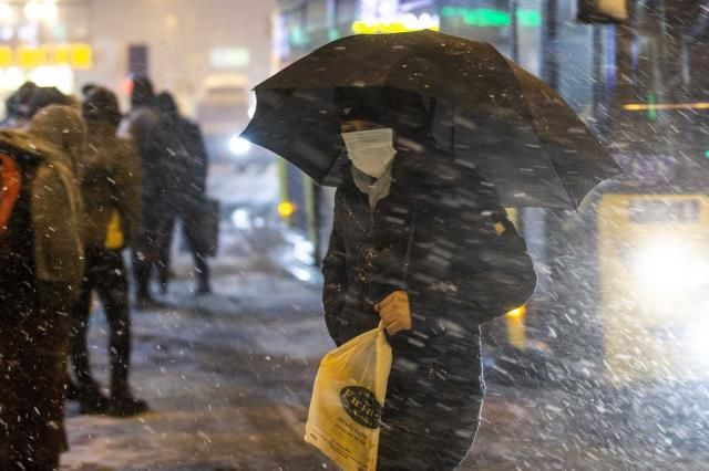 Kar şiddetini artırdı, İstanbul beyaza büründü! İşte megakentten kar manzaraları - Sayfa 4