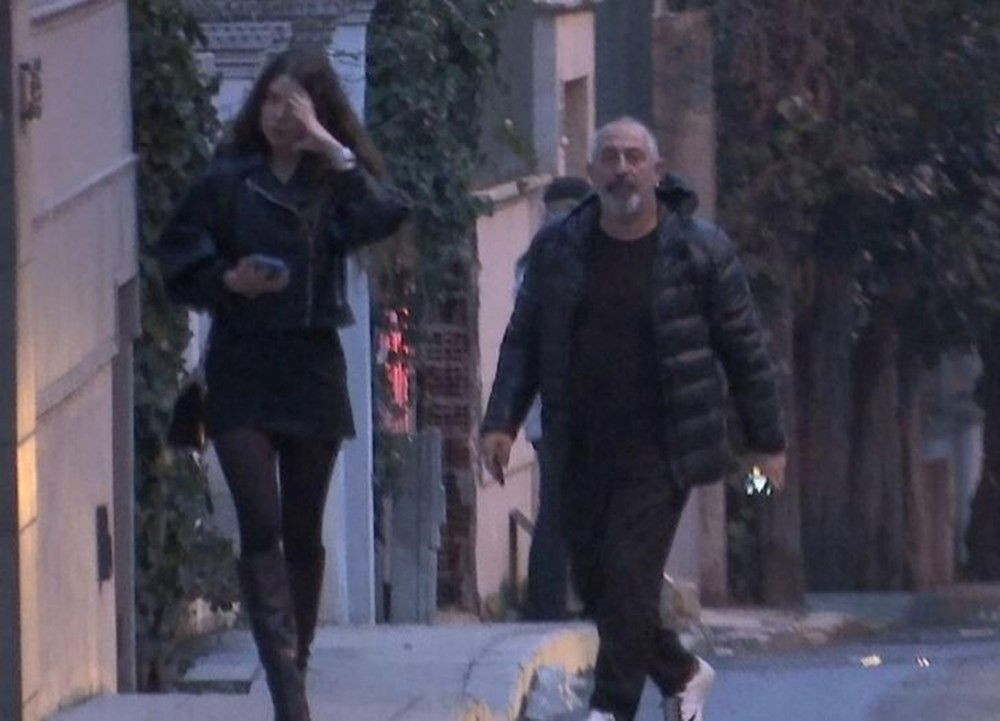 Cem Yılmaz’la ilgili bomba Serenay Sarıkaya iddiası! Yeni aşka yelken açmıştı… - Sayfa 2