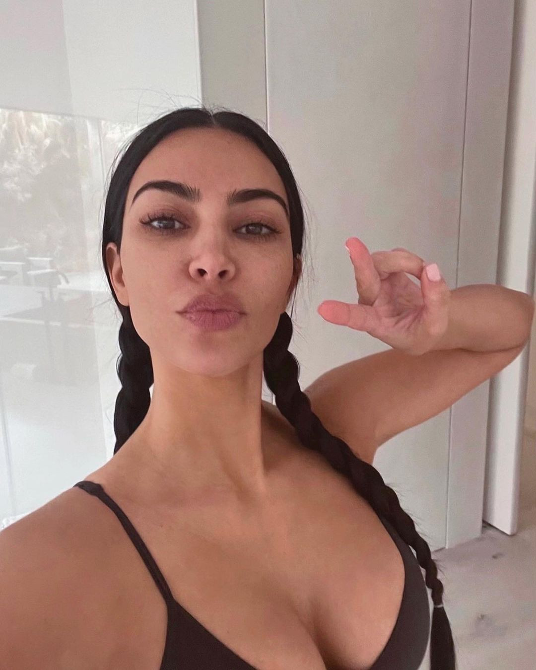 Kim Kardashian’a yakın bir kaynak: Seks kasediyle ilgili diyalog kurgu değil - Sayfa 5