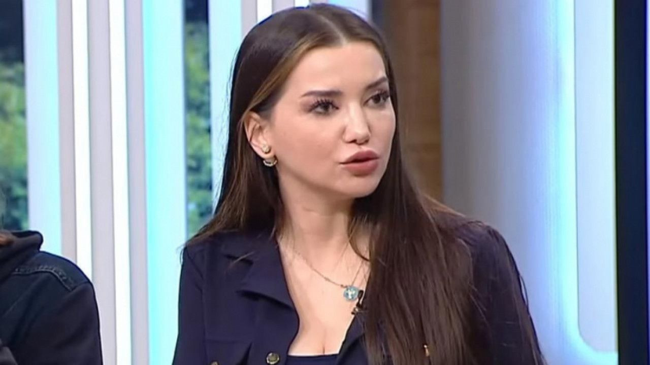 Psikolog Esra Ezmeci’den olay paylaşım! ‘Doktorumla muayene sırasında…’ - Sayfa 1