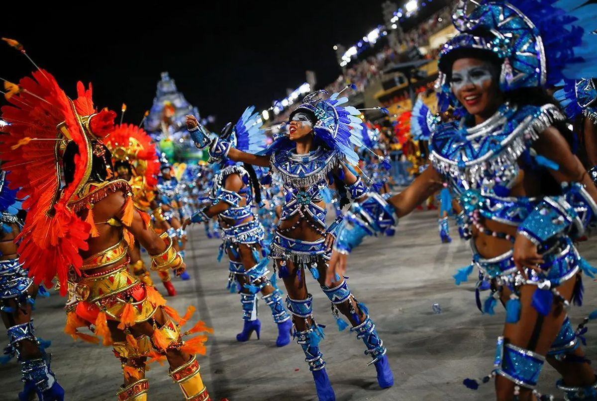 Rio Karnavalı büyük bir coşkuyla başladı - Sayfa 12