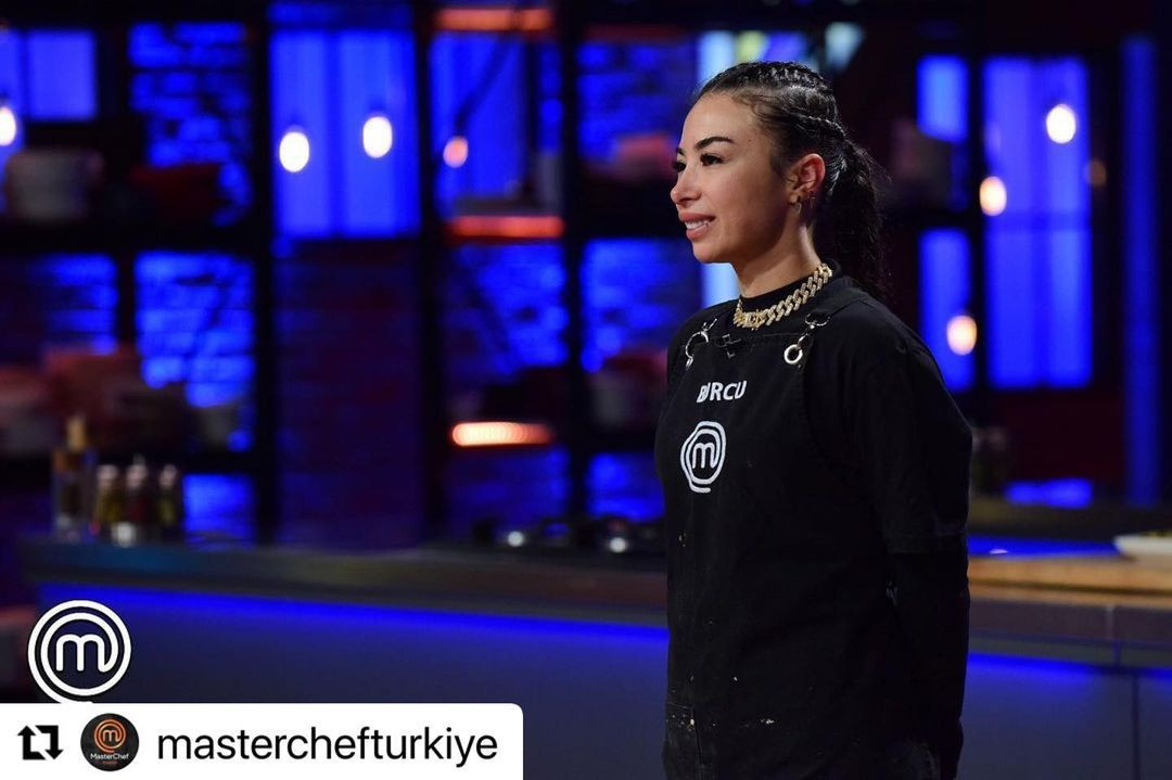 Eski MasterChef yarışmacısı Burcu Önal imaj değiştirdi! Adeta başka biri oldu - Sayfa 13