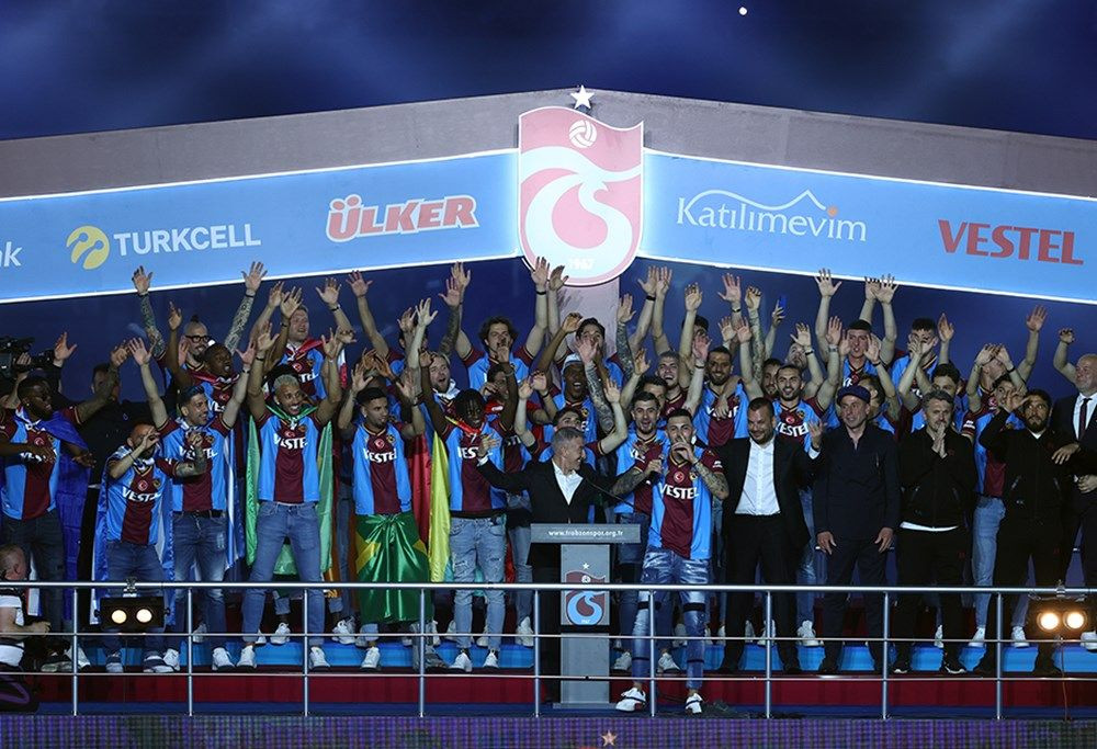 Şampiyon Trabzonspor, kupasına kavuştu! İşte kutlamalardan enfes görüntüler - Sayfa 29